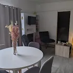 Les Petites Maisons Dans La Monterie - Le Jardin - Nyaraló Saint Lo