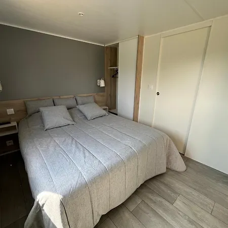 Les Petites Maisons Dans La Monterie - Le Jardin - Holiday home *